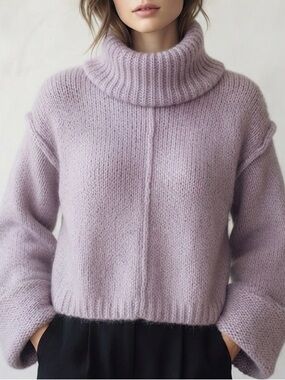 Joelle Turtleneck Sweater Size M